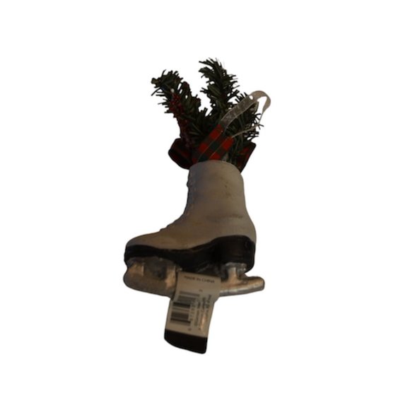 Gerson Companies Christmas Ice Skate w/ Berries & Bow Ornament 5"H - Picture 6 of 6